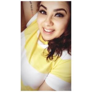 Meet your Posher, Caroline